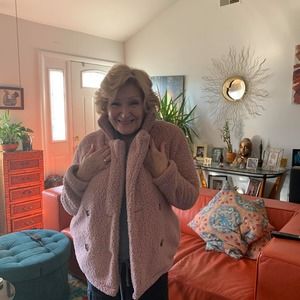 Meet your Posher, Lynne